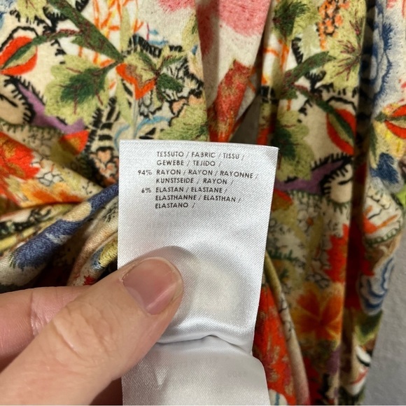 ALEXANDER MCQUEEN Slash Sleeve Kaleidoscope Floral Print Top - Picture 12 of 15